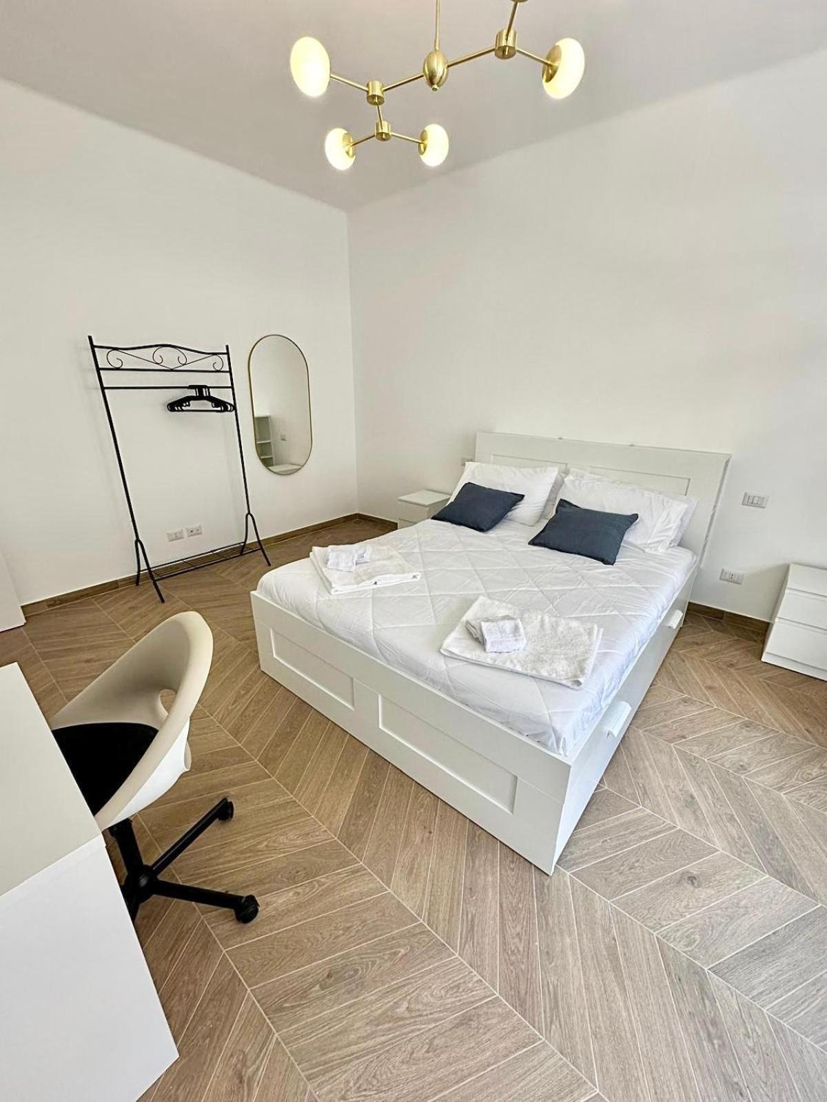 Suite Dante 262 Bari Esterno foto